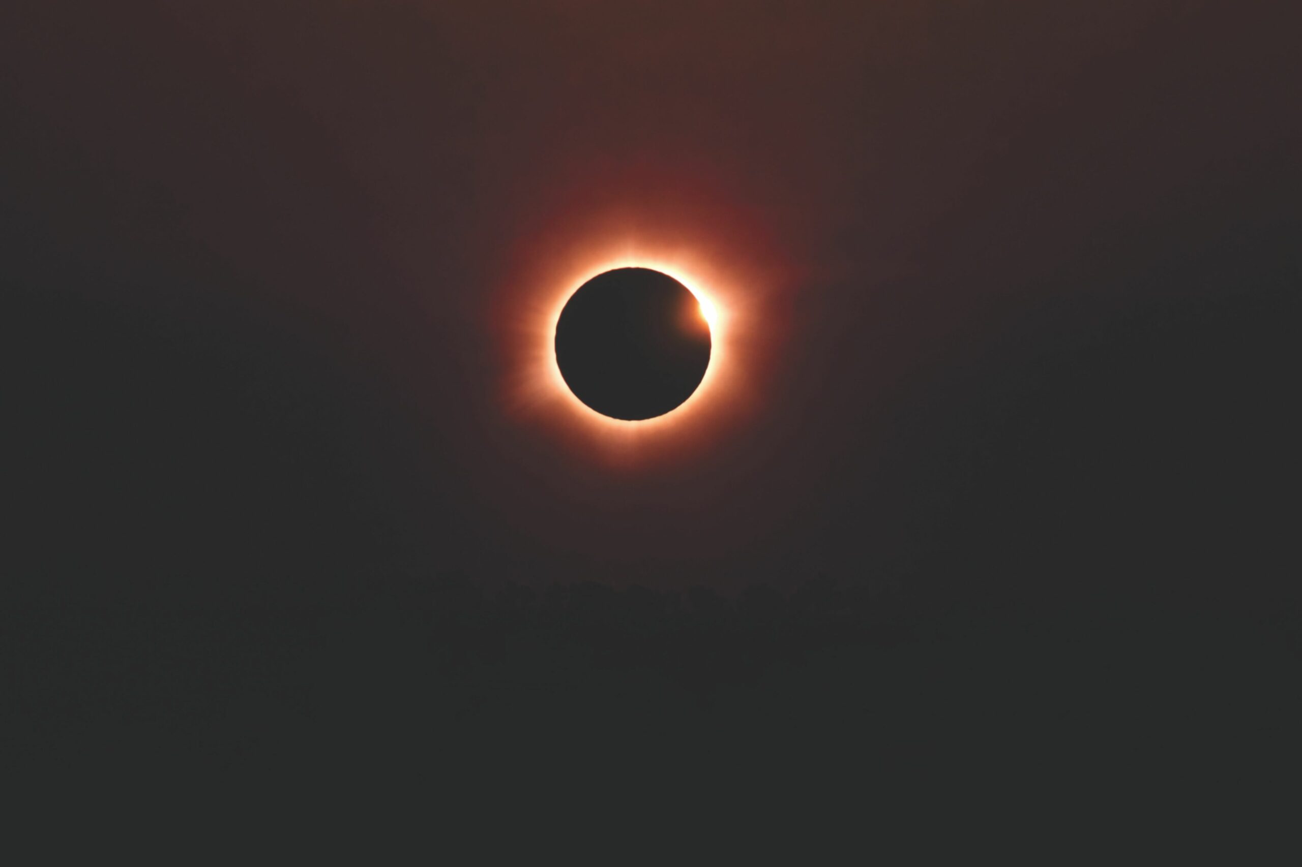 Stunning view of a solar eclipse in Palmas, Tocantins, Brazil, featuring a vivid corona.